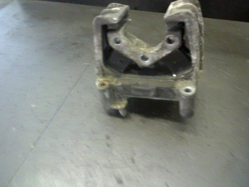 Motorträger Vorn Seitlich Getriebe L Opel Vectra 1.6 B 74 KW 100 PS Limousine