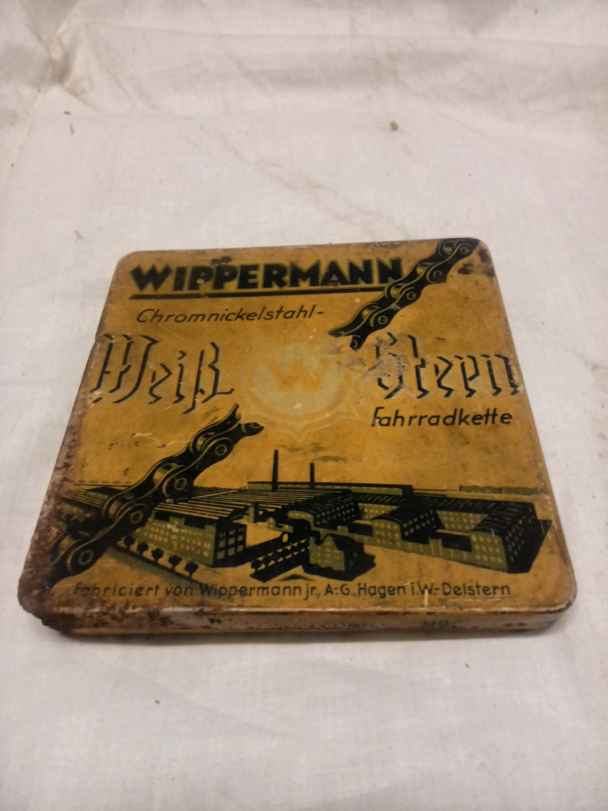 White Star Advertising Tin