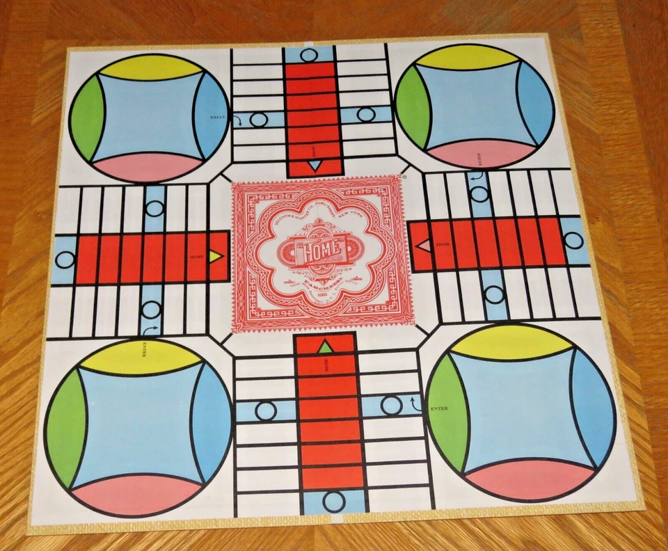 PARCHEESI Deluxe Edition Royal Game of India ... Vintage 1982 Selchow & Righter - Image 3 of 4