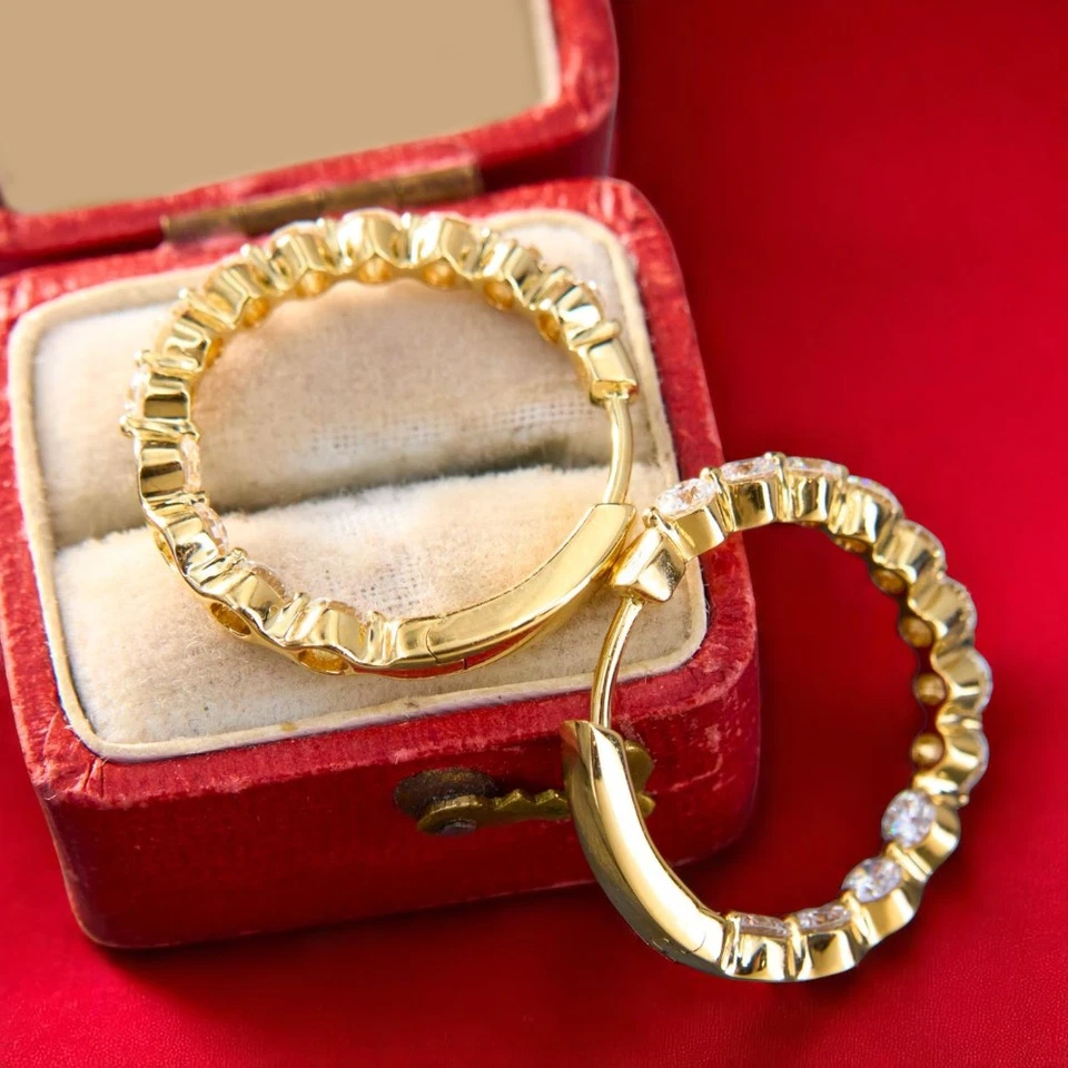 Pendientes de aro de oro amarillo de 18 quilates para mujer cultivados en laboratorio de 2,00 quilates corte redondo diamante 22 mm Foto 4 de 4