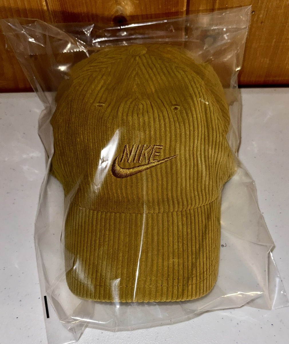 NIKE Club Unstructured Corduroy Cap Hat Bronzine Size M/L NIKE Club Unstructured Corduroy Cap Hat Bronzine Size M/L