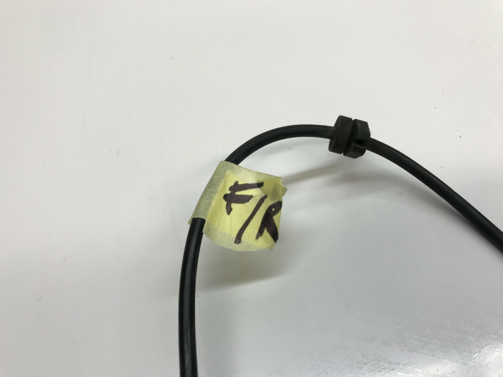 FERRARI 458 ITALIA SPIDER FRONT RIGHT WHEEL SUSPENSION ABS SENSOR OEM 269415