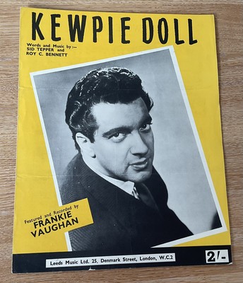 Vintage Noten - Kewpie Puppe von Frankie Vaughan