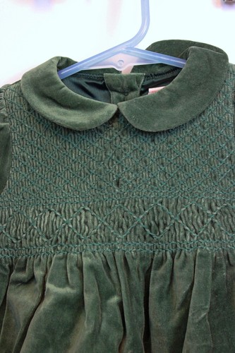 Gymboree Holiday Classics Smocked Velvet Dress Matching Bows 3-6 Mths Green Snow - Picture 2 of 11