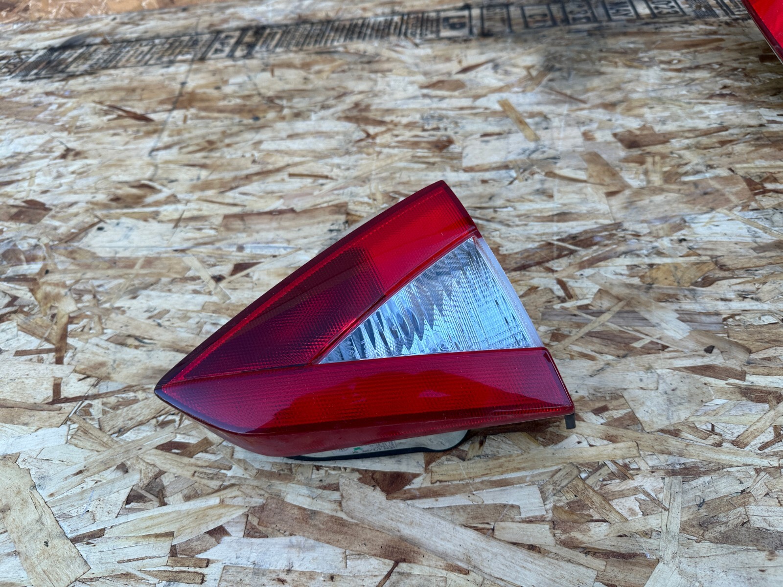 RIGHT SIDE TRNK TAILLIGHT TAIL LAMP 08-12 MASERATI QUATTROPORTE GRANTURISMO S