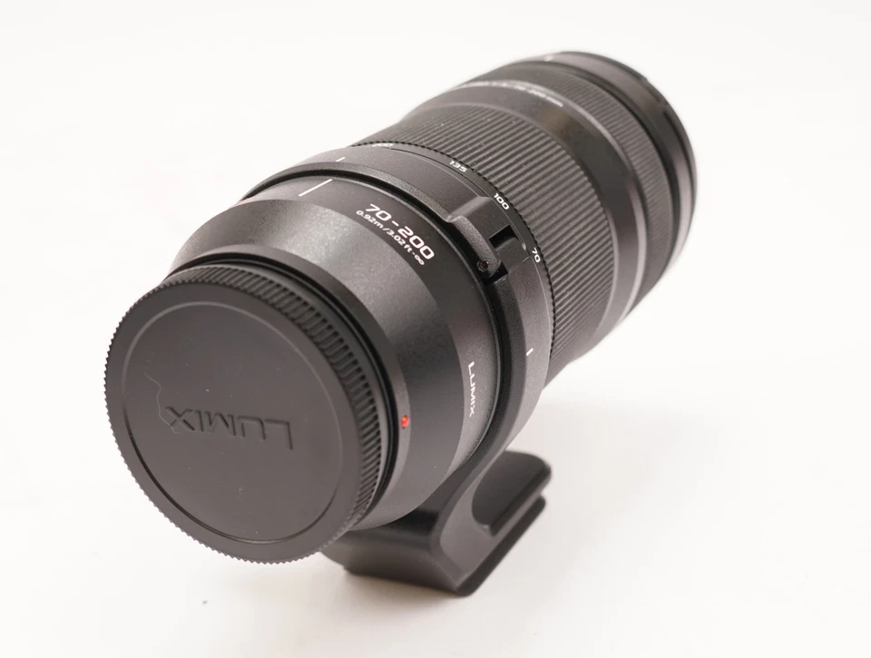 Teleobjetivo Panasonic LUMIX S PRO 70-200 mm f/4 montaje en L O.I.S. Lente Foto 2 de 4