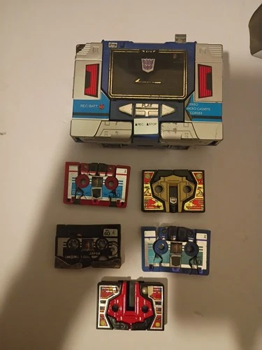 G1 1984 SOUNDWAVE VINTAGE • 5 CASSETTES with Accessories • TRANSFORMERS