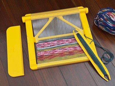 Pocket Loom Weaving Kit 7''x7'' 10-dent