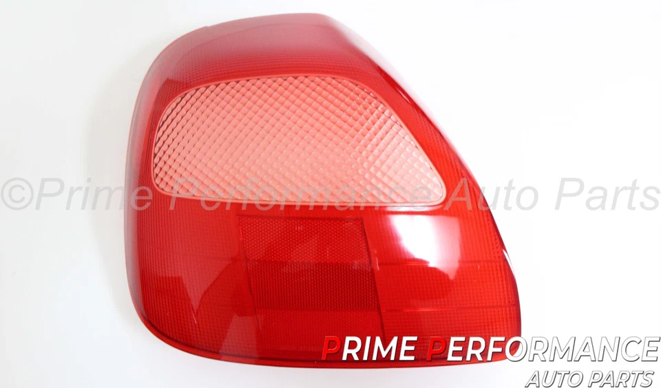 Toyota MR2 Spyder 2000-2002 Genuine Tail Light Lens Set 81551-17150 81561-17190 - Image 2 of 4