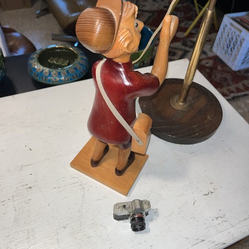 RARE Vintage Romer Italy Hand Carved Wooden Photographer Camera Statue Figurine - Picture 6 of 11