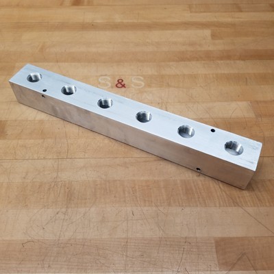 6 Port Manifold Block, 6 At 3/4'' NPT, 2 At 1'' NPT, 18'' OAL - NEW