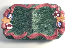 The Cellar O'TANNENBAUM 3 dimensional 2 Section Server Green Divided Handpainted