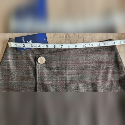 NWT Barelli Brown Plaid Wrap Style Midi Skirt Women's Size 4 - Picture 4 of 7