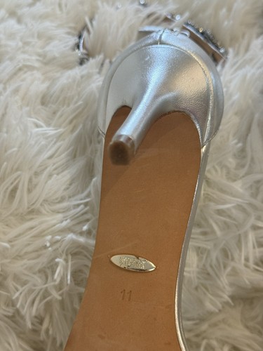 Badgley Mischka Loretta Dual Pearl Strap Stiletto Silver Size 11 - Picture 9 of 15