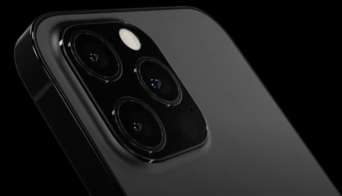 iPhone13 ミッドナイト　128GB Amazon.com: Apple iPhone 13 (128GB, Midnight) [Locked] +
