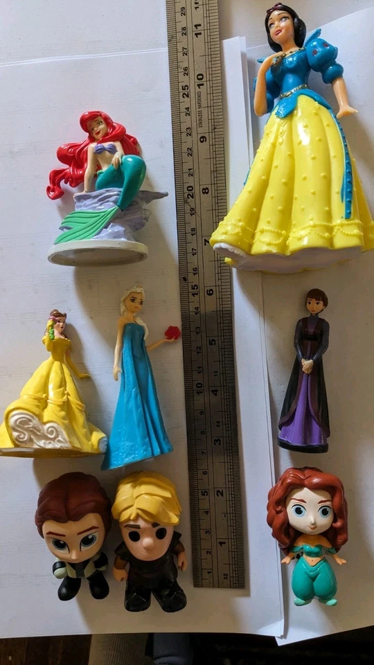 8x Disney Princess FIGURES LOT ArielAnnaElsaCindirellaSnowWhite+ CAKE TOPPERS - image 3 of 4
