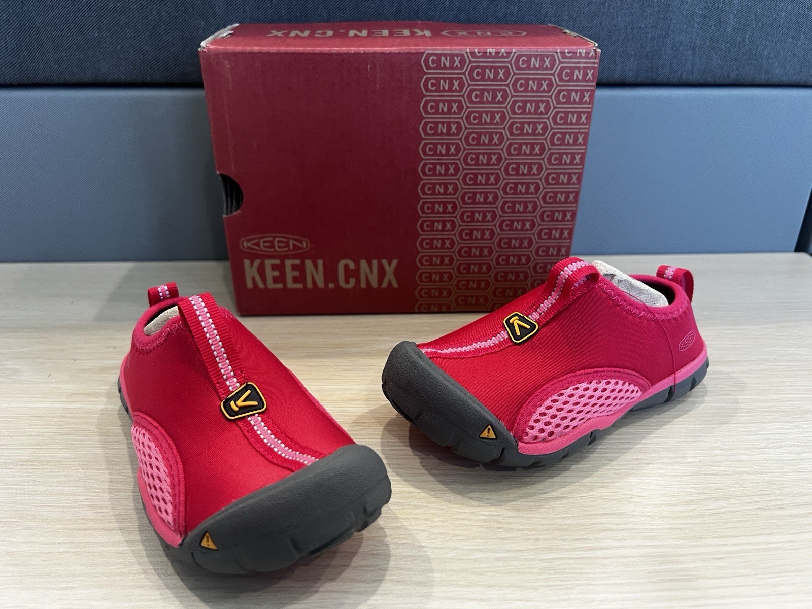 Scarpa bambino KEEN Rockbrook CNX taglia US 9