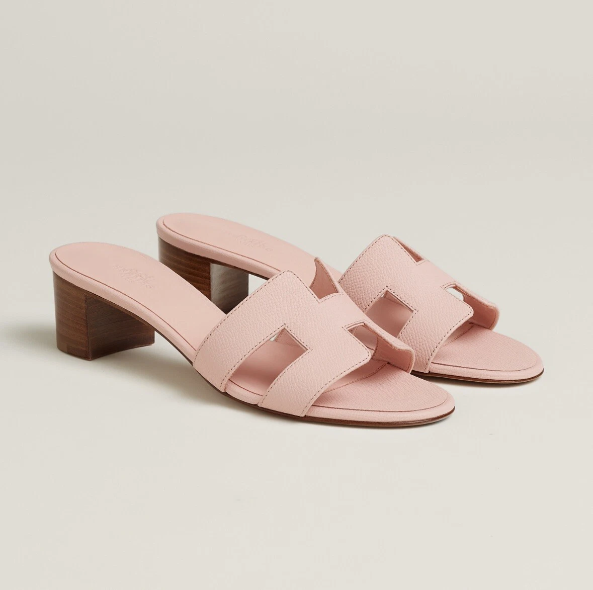 Hermes Oasis Sandals Rose Jaipur Calfskin 37 – Madison Avenue Couture