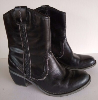 Hush Puppies Leather Ankle Boots Women 8.5M Waterproof Thinsulate Zippered Black