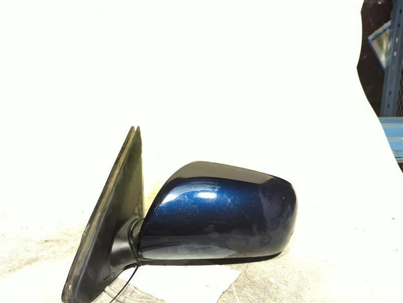 Espejo retrovisor de puerta izquierdo usado se adapta a: Toyota Matrix Power L 2010 con calefacción izquierda grado A Foto 2 de 4