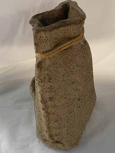 Precioso bolso saco de arpillera rústico de cerámica australiana vintage estilo cerdo de sal - Imagen 5 de 7