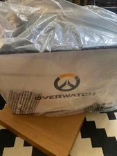 Overwatch Loot Box 2017 Employee Exclusive Gift Blizzard Entertainment NIB