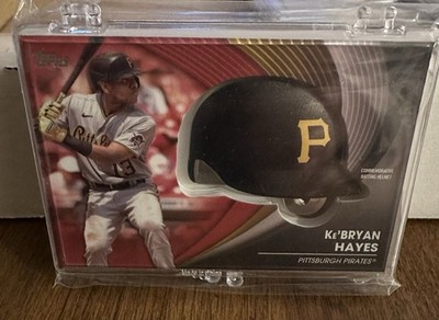 Ke Bryan Hayes Red Parallel 8/10 2022 Topps Baseball Helmet Relic Card Series 2
