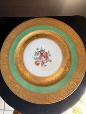 3 Vintage Hutschenreuther Bavaria Green Gold Encrusted Dinner Plates