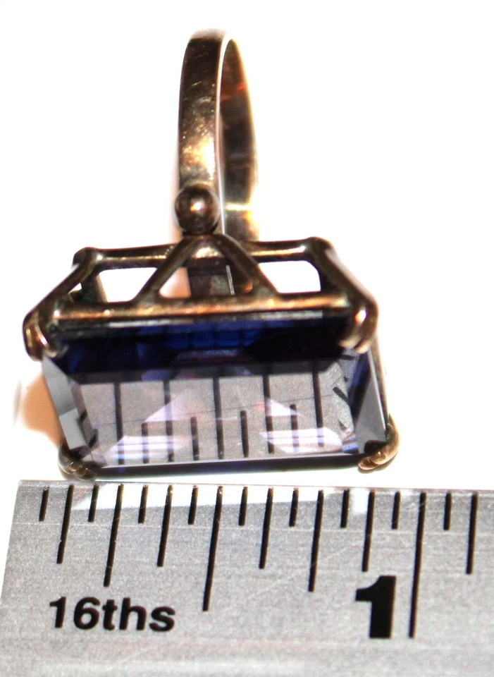 Solid 14K yellow gold large purple gemstone tests as Sapphire size 8 Lot#310 - Image 2 of 4