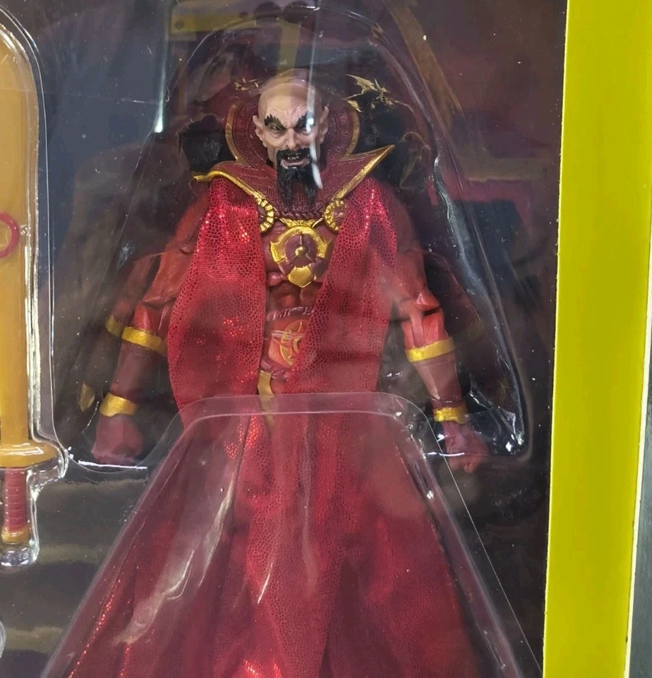 Figura de acción NECA Flash Gordon vs Ming The Merciless paquete de 2 exclusivo de Walmart Foto 2 de 4