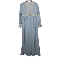 Vintage 60s Val Mode Peignoir Robe baby Blue size Medium lace nylon puff sleeves
