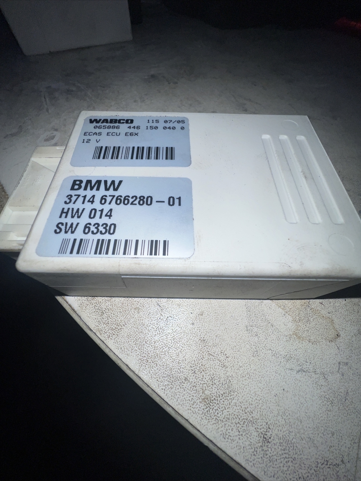 BMW 5 series E61 Air Suspension Control Module Unit. Wabco. Part