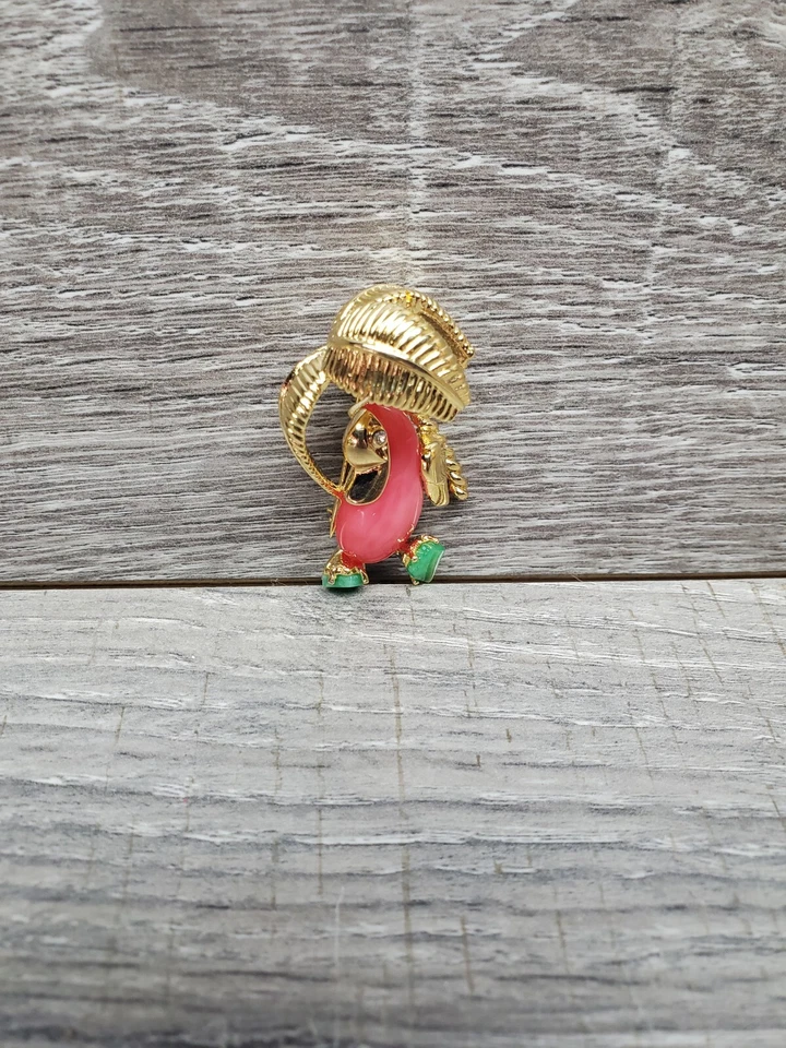 KJL Kenneth Jay Lane 粉红色绿色 Lucite 鹦鹉棕榈树水钻眼胸针 — 第 4/4 张图片