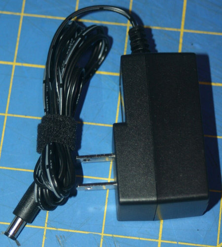 Adaptador de fuente de alimentación AC/DC 5V 0.7A de pared genuino LEI MU03B8050070-A1 fabricante de equipos originales - Imagen 4 de 5