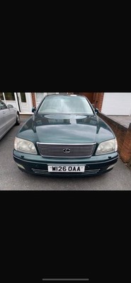 Lexus LS 2000