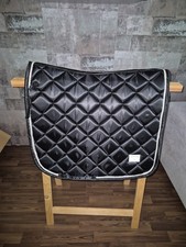 DR DRESSUR SET Chevaleria Mesh schwarz Sattelunterlage, Fliegenhaube, Bandagen