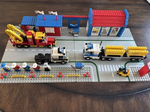 LEGO 6393 Big Rig Truck Stop 1987 – Complete w/ Box & Instructions Vintage Town