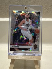 2024-25 Panini Prizm - Max Strus #27 Ice Prizm