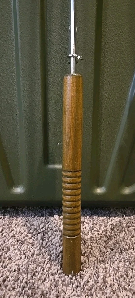 Rome Cast Iron Square Campfire Sandwich Pie Iron Wood Handles - Image 3 of 4