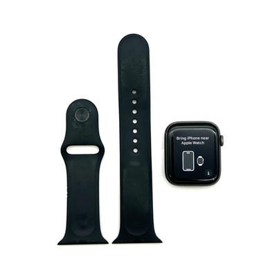 Apple Watch Series 4 44mm Space Gray Aluminum Case Black Sport Band.