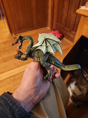 Plastoy Medieval Battlefield GREEN DRAGON Figure Figurine Safari Ltd 