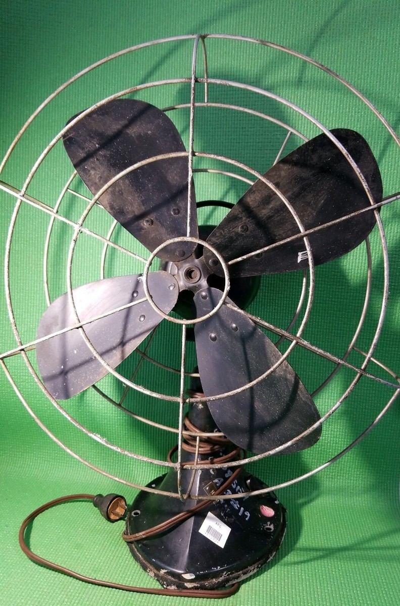 Vintage HUNTER 262-CG-16 SPEED OSCILLATING FAN INDUSTIA LAGE