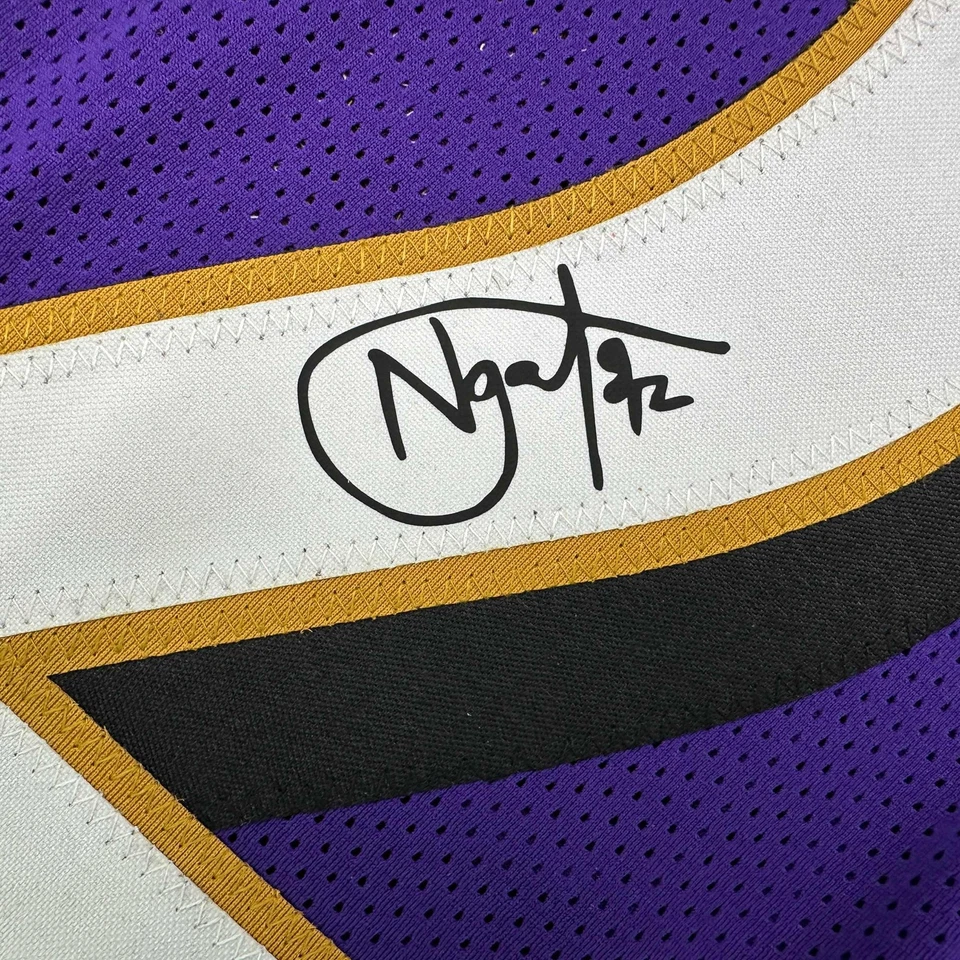 Camiseta deportiva facsímil autografiada Haloti Ngata Baltimore púrpura reimpresión talla XL para hombre Foto 2 de 4
