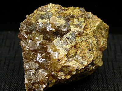 ANDRADITE - BUTTE, ARIZONA - 5 x 4,5 cm - 150 g