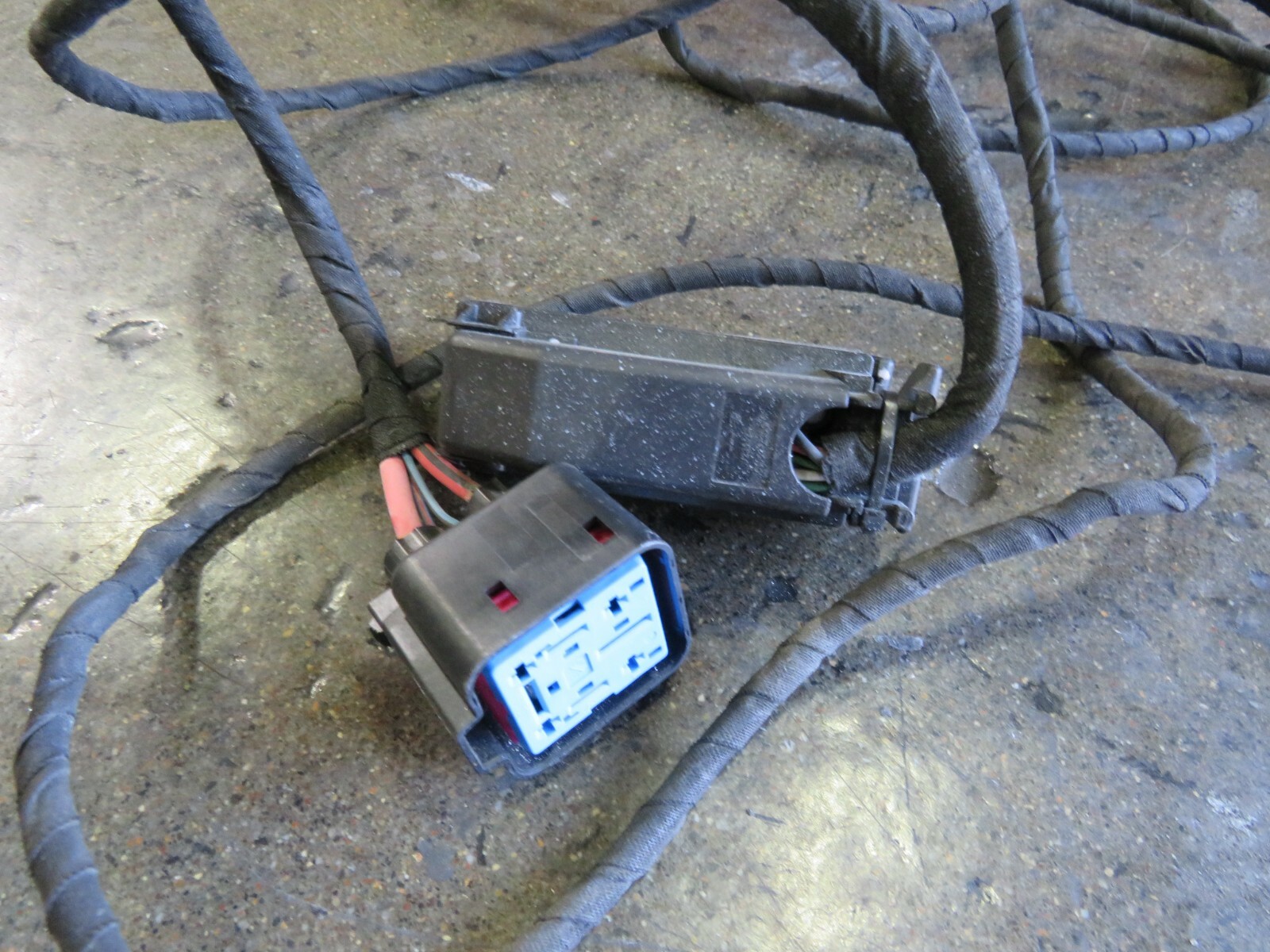 Ferrari FF, Rear Suspension Body Wire Harness, Used, P/N 266771