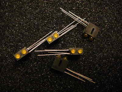 LEDTRONICS 21PCT120T4-Y/Y SINGLE COLOR LED ARRAY, HIGH EFFICIENCY YELLOW Qty.5