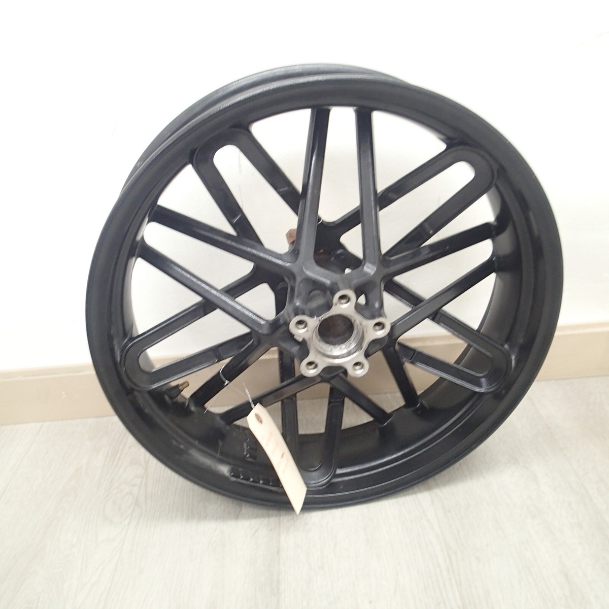 Genuine Harley-Davidson Roadster Rear Wheel OEM 40900399 for sale