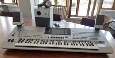 Yamaha Tyros 4 Keyboard With Speaker Pack - Cs N40