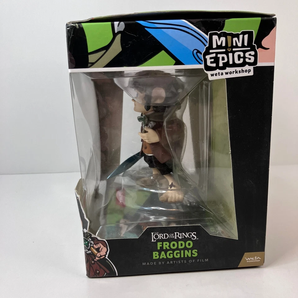 Weta Workshop (2018) Mini Epics The Lord of the Rings Frodo Baggins Lootcrate EX - Image 4 of 4