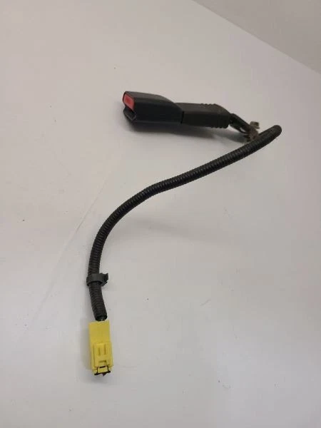 2011-2016 KIA SPORTAGE RH RIGHT FRONT PASSENGER SEAT BELT BUCKLE Foto 3 de 4